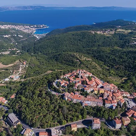 5 Bedroom Stunning In Casa vacanze